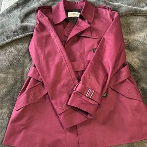 Beautiful New Coach trench coat. Grew out of the size after pregnancy. Wore once